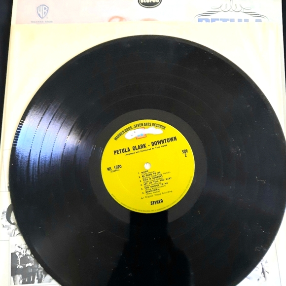 Petula Clark- Downtown Vinyl LP, 1965 - Picture 6 of 9